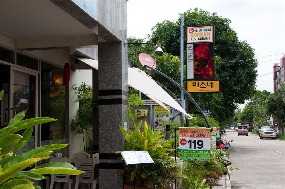 Misone Hotel Chiang Mai Exterior photo